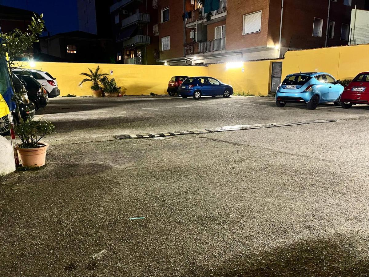 Centralissimo Bilocale,Parcheggio,Ac,Vicino A Stazione,Aeroporto Pisa Exteriér fotografie